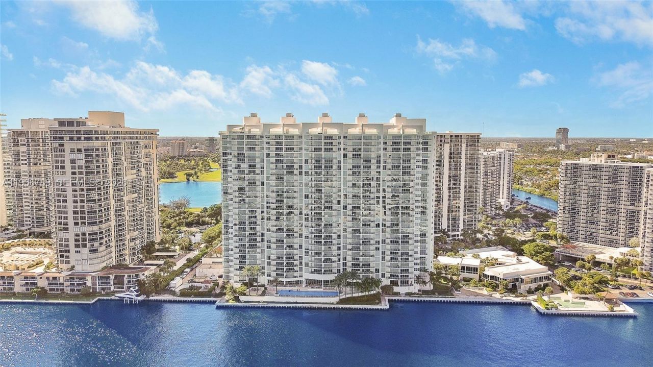 20201 E Country Club Dr, Unit 1903, Aventura, FL 33180 Photo
