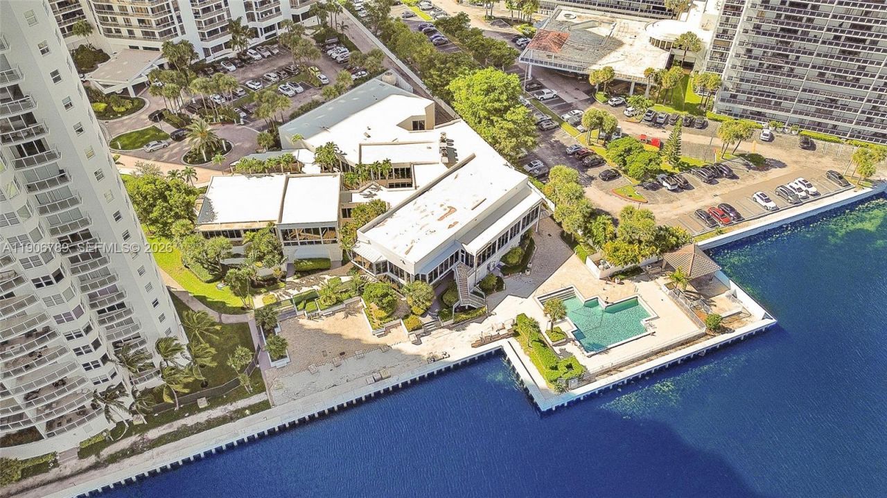 20201 E Country Club Dr, Unit 1903, Aventura, FL 33180 Photo