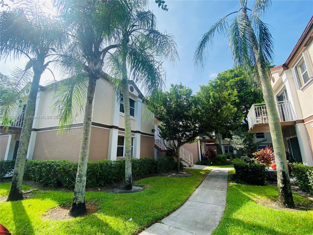 11232 SW 12th St, Unit 101, Pembroke Pines, FL 33025 Photo