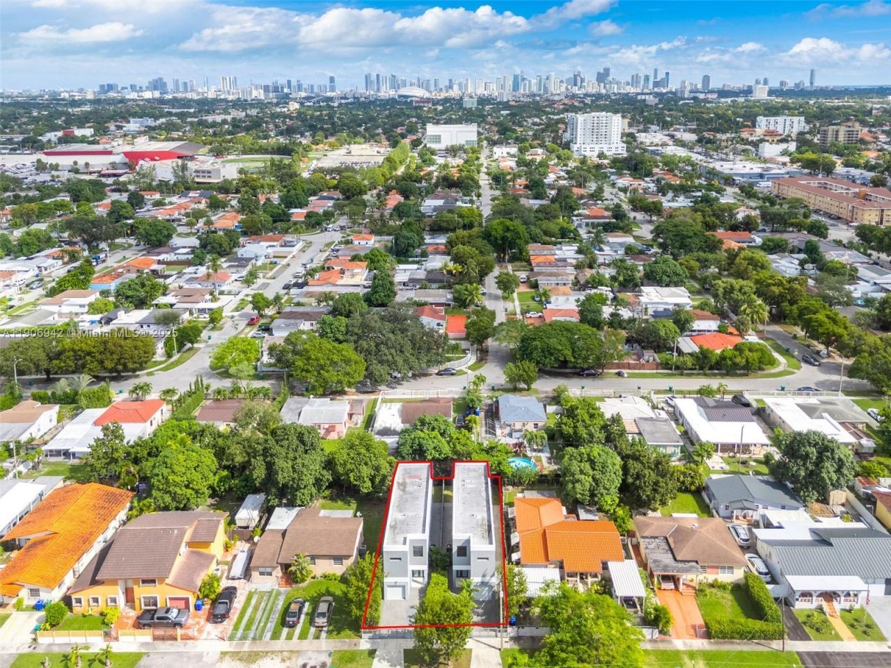 223 NW 40th Ct, Miami, FL 33126 Photo