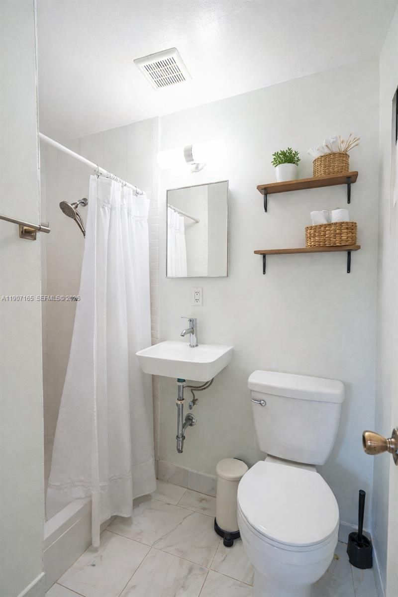 6741 Coolidge St, Hollywood, FL 33024 Photo