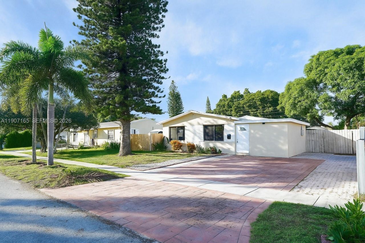 6741 Coolidge St, Hollywood, FL 33024 Photo