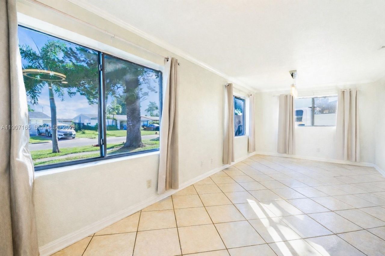 6741 Coolidge St, Hollywood, FL 33024 Photo