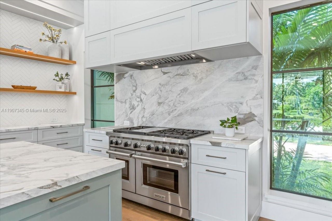 11907 SW 70th Ave, Pinecrest, FL 33156 Photo