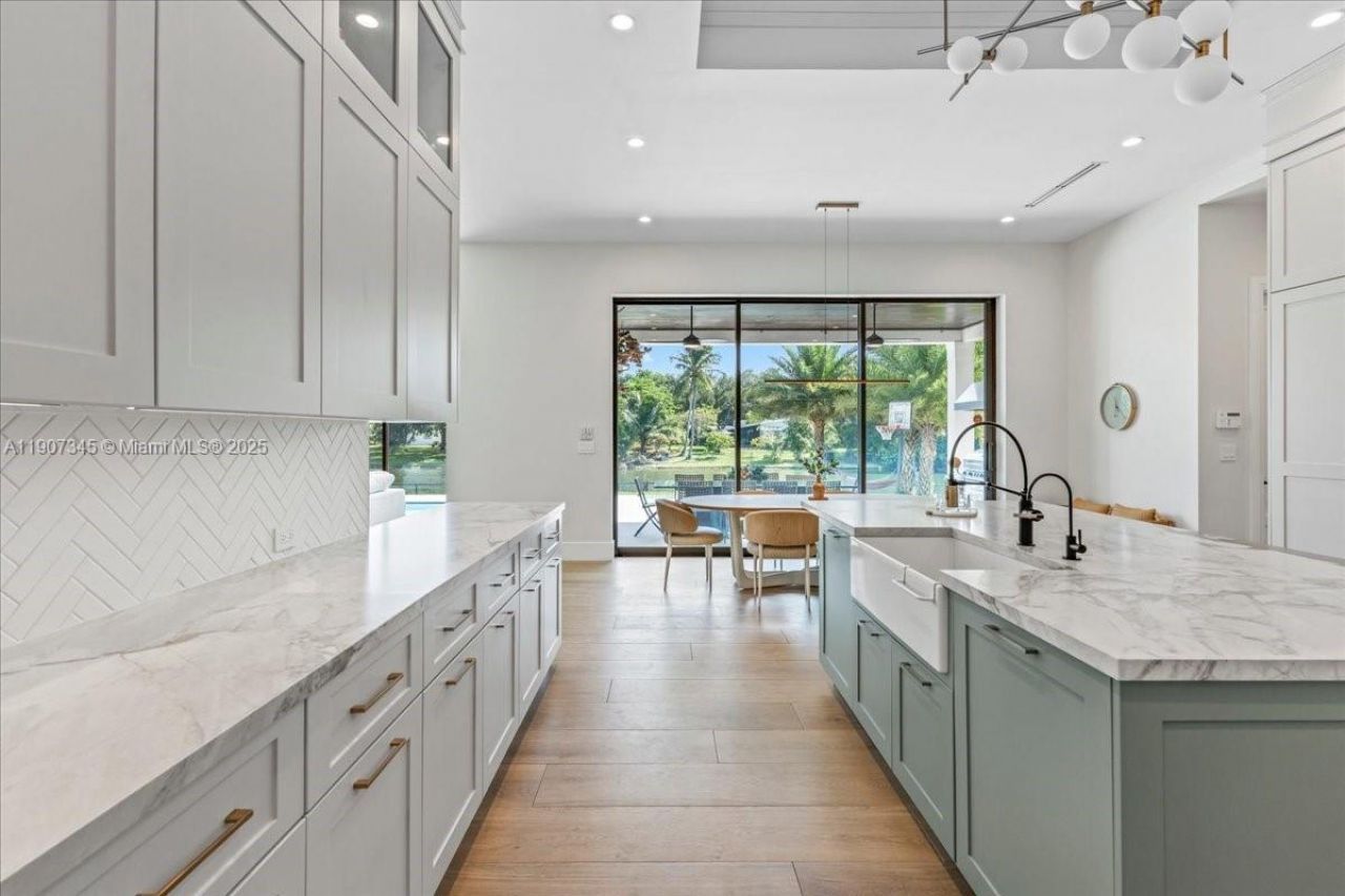 11907 SW 70th Ave, Pinecrest, FL 33156 Photo