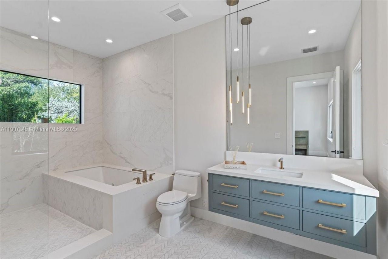 11907 SW 70th Ave, Pinecrest, FL 33156 Photo