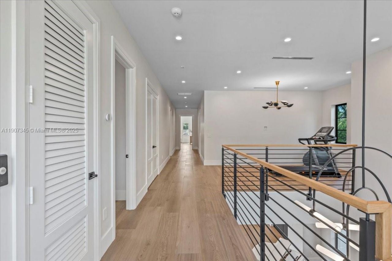 11907 SW 70th Ave, Pinecrest, FL 33156 Photo