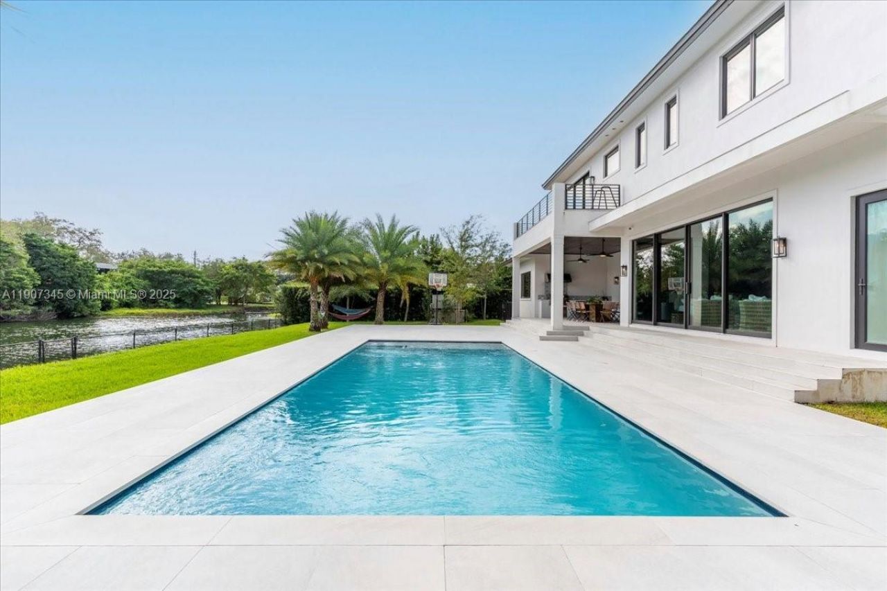 11907 SW 70th Ave, Pinecrest, FL 33156 Photo