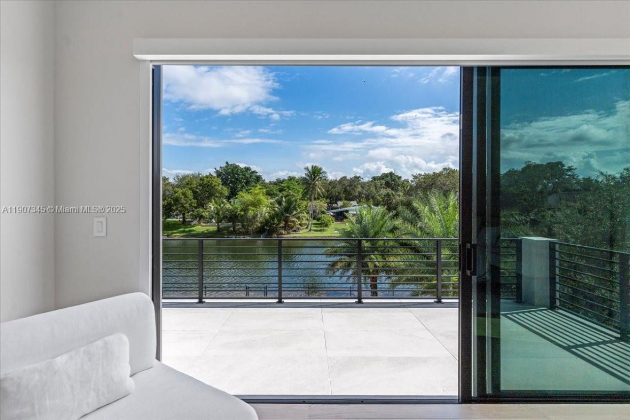 11907 SW 70th Ave, Pinecrest, FL 33156 Photo