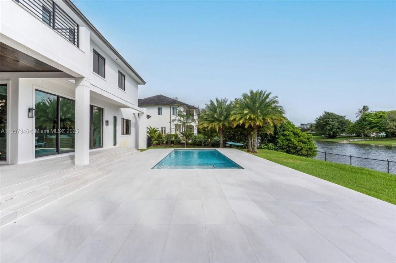 11907 SW 70th Ave, Pinecrest, FL 33156 Photo