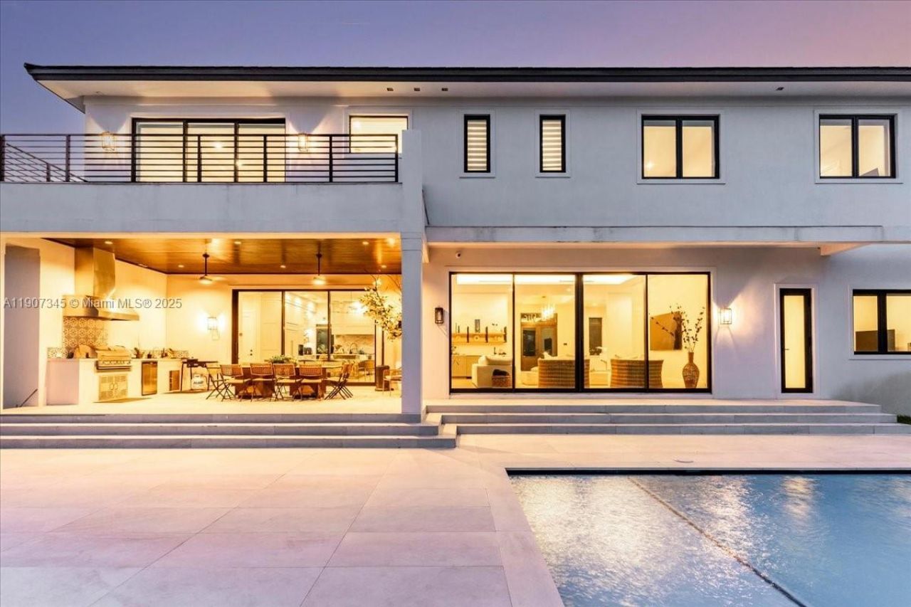 11907 SW 70th Ave, Pinecrest, FL 33156 Photo