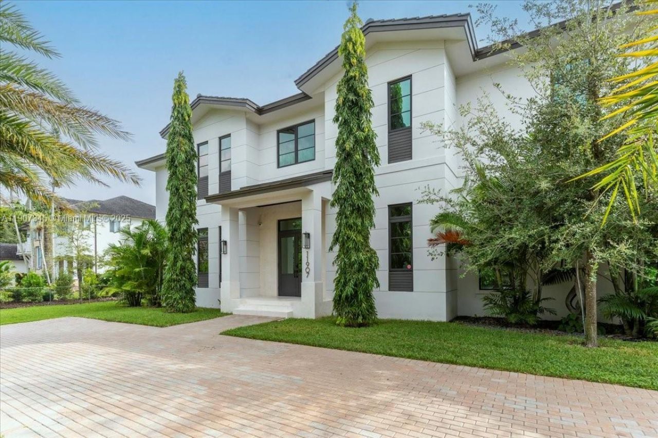 11907 SW 70th Ave, Pinecrest, FL 33156 Photo