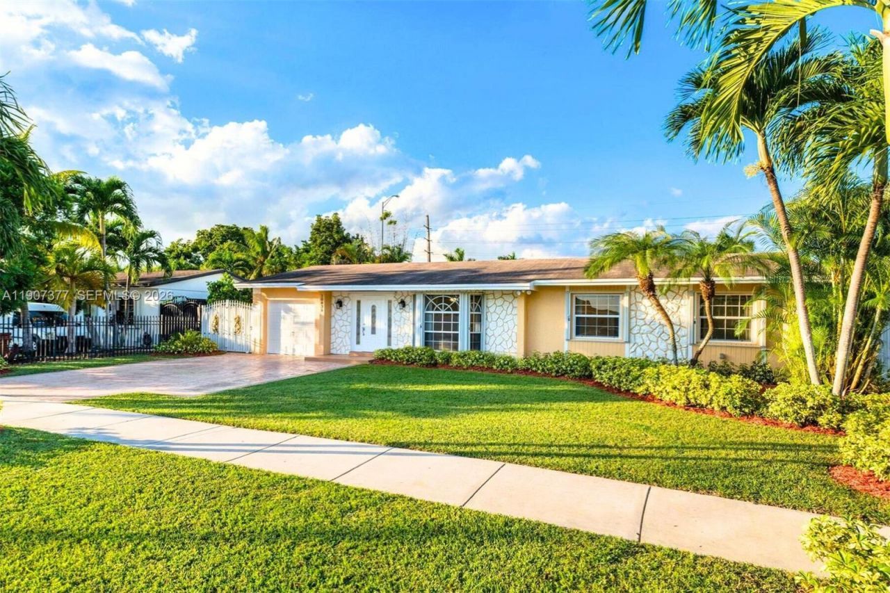 10835 SW 152nd Ter, Miami, FL 33157 Photo