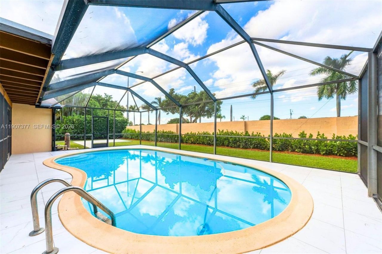 10835 SW 152nd Ter, Miami, FL 33157 Photo