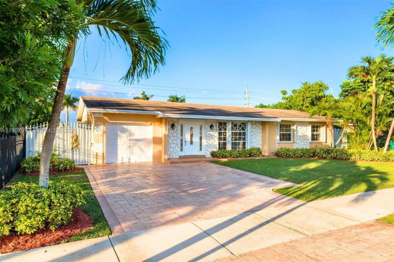 10835 SW 152nd Ter, Miami, FL 33157 Photo