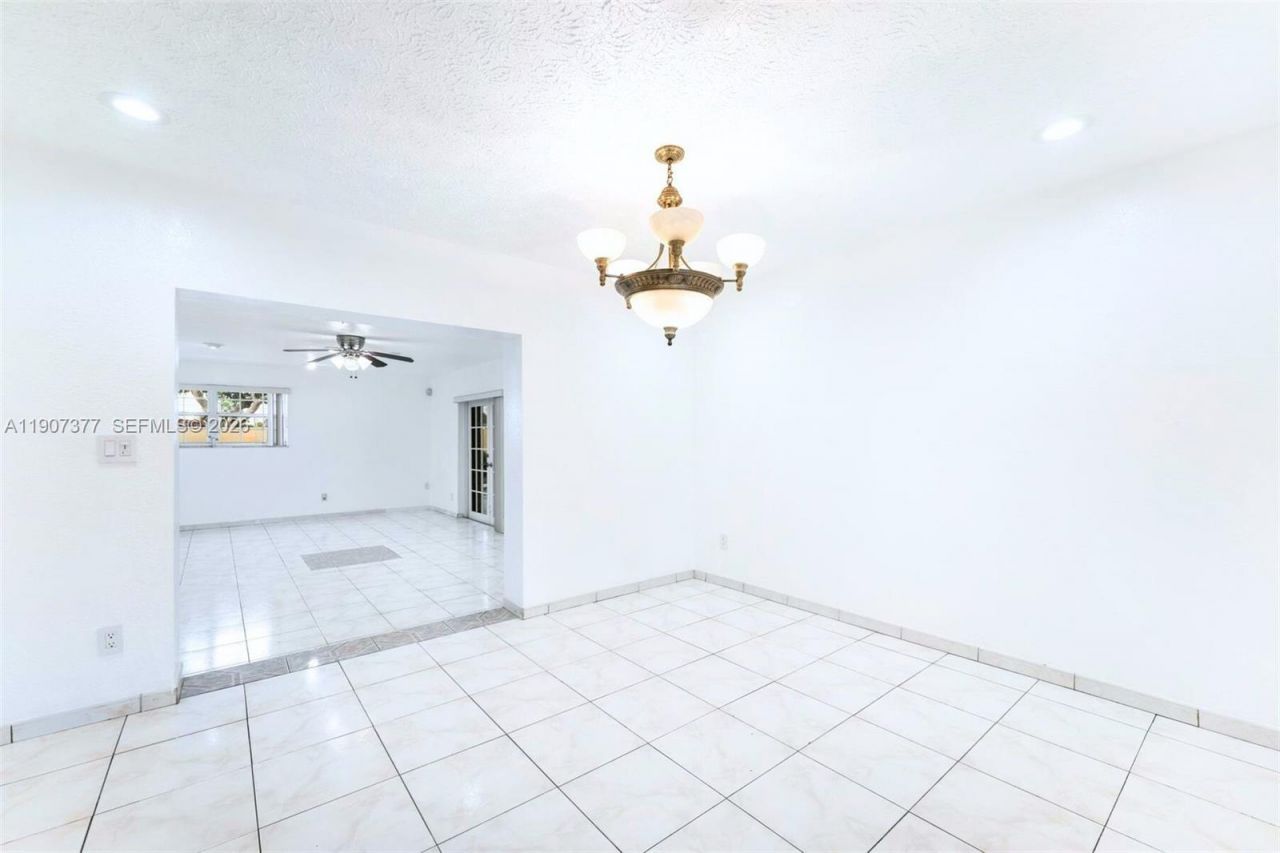 10835 SW 152nd Ter, Miami, FL 33157 Photo