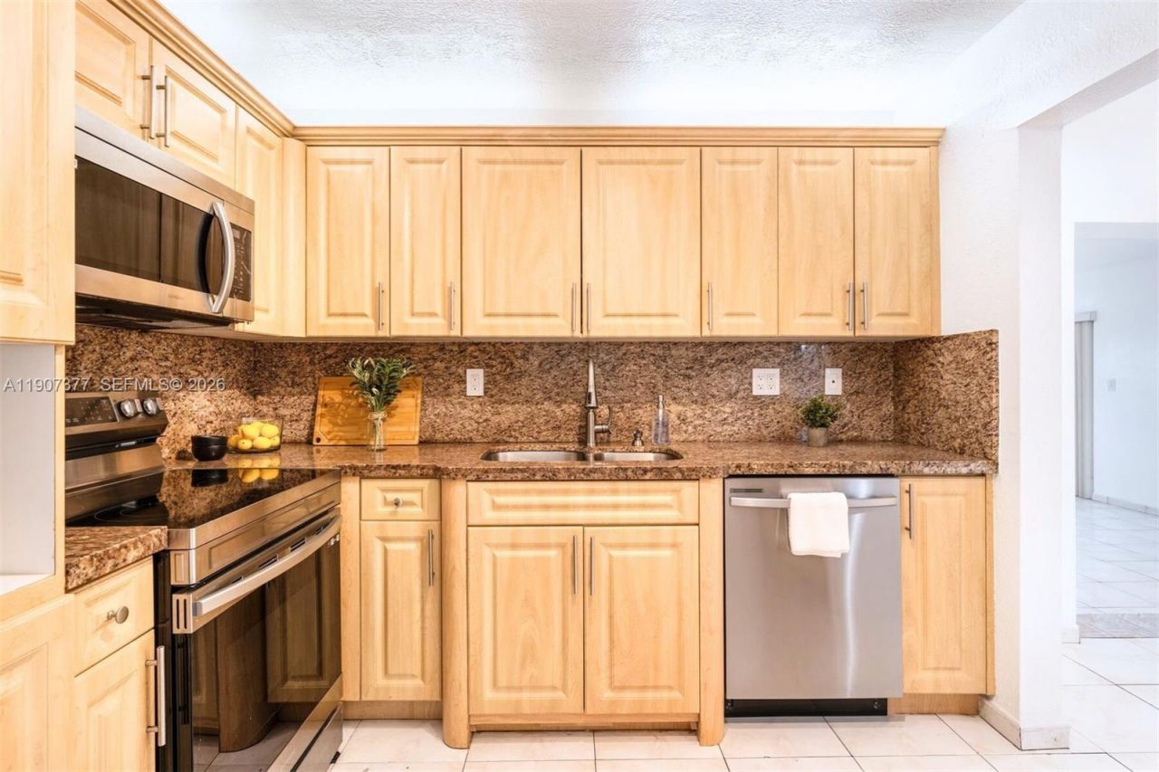 10835 SW 152nd Ter, Miami, FL 33157 Photo