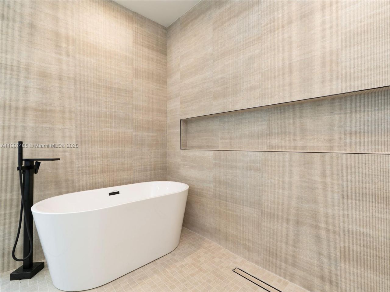 1705 SW 23rd St, Fort Lauderdale, FL 33315 Photo