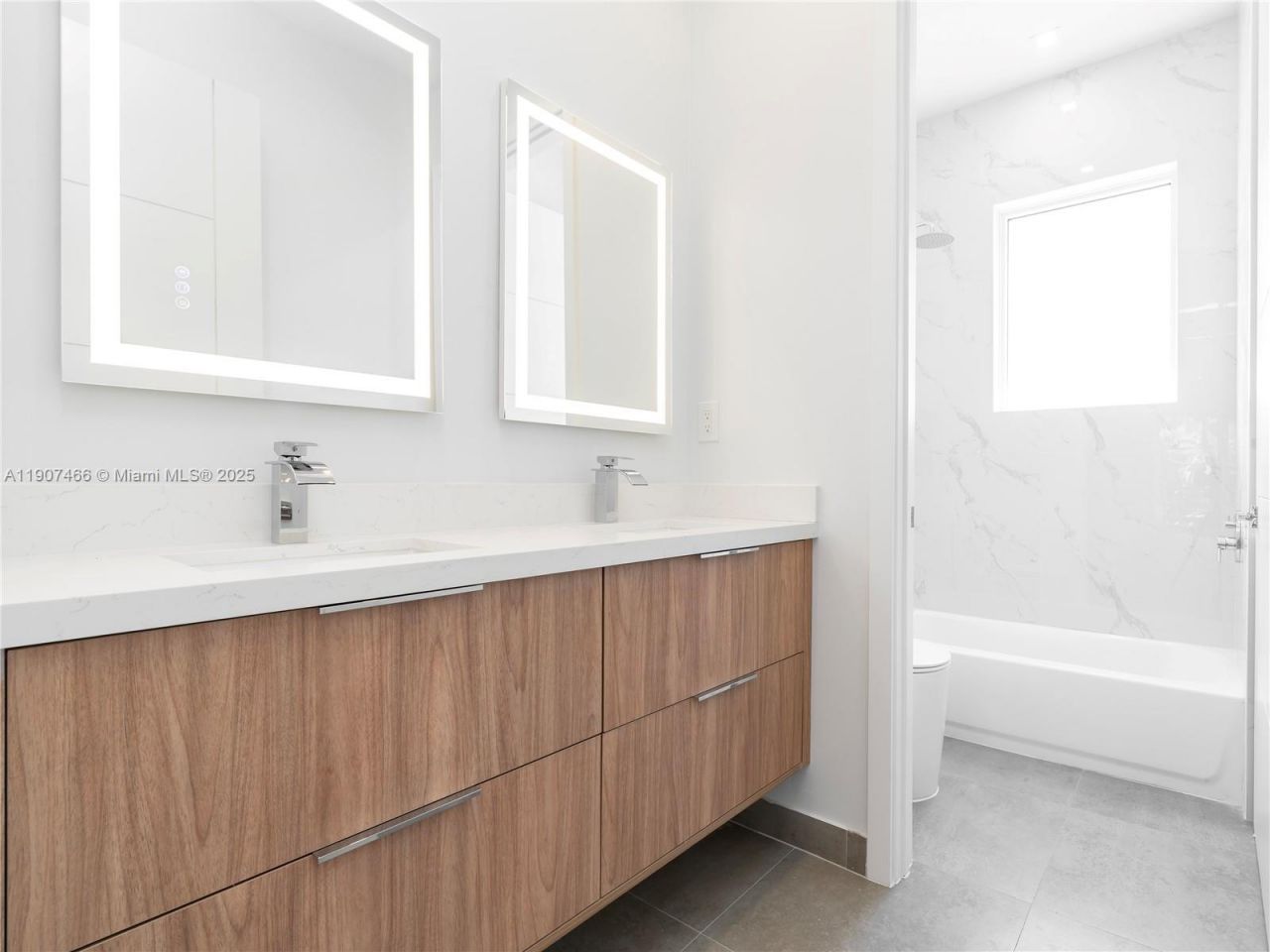 1705 SW 23rd St, Fort Lauderdale, FL 33315 Photo