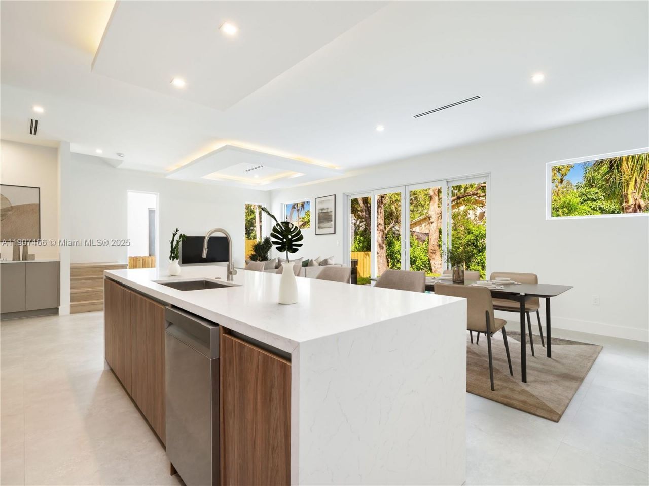 1705 SW 23rd St, Fort Lauderdale, FL 33315 Photo