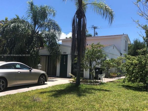 1374 NE 176 st, Unit 3, North Miami Beach, FL 33162