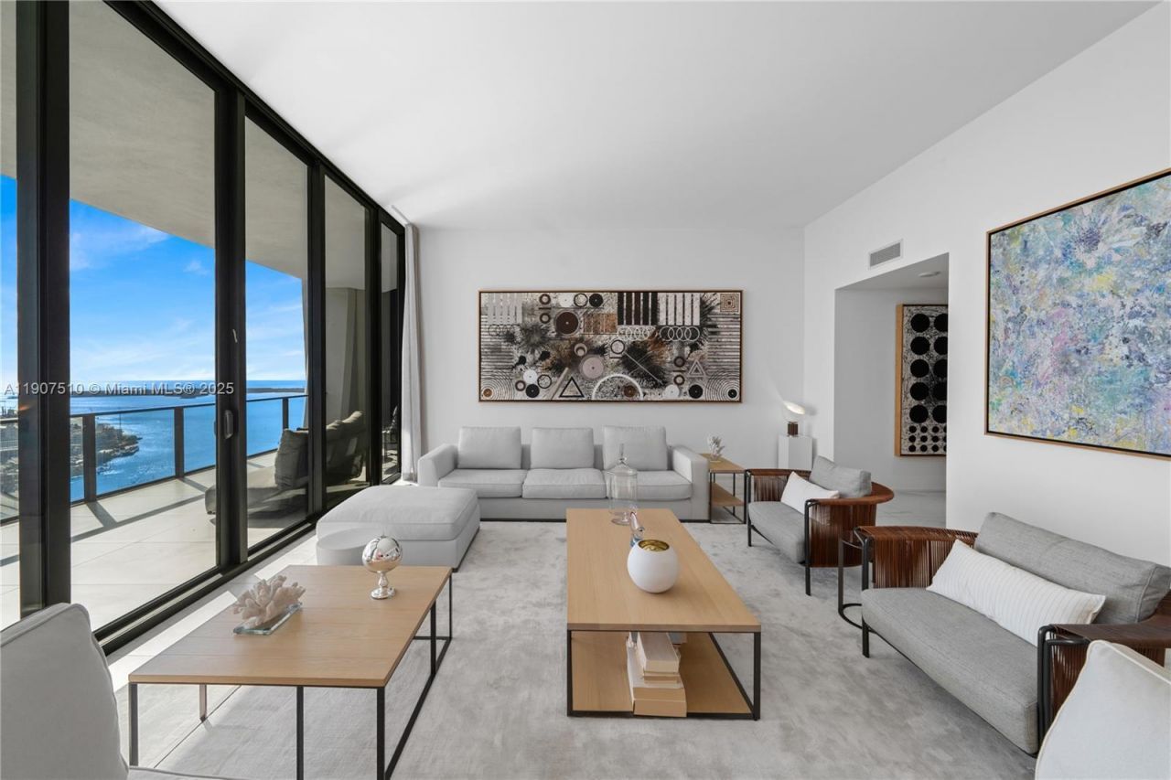 1000 Biscayne Blvd, Unit LPH 4901, Miami, FL 33132 Photo