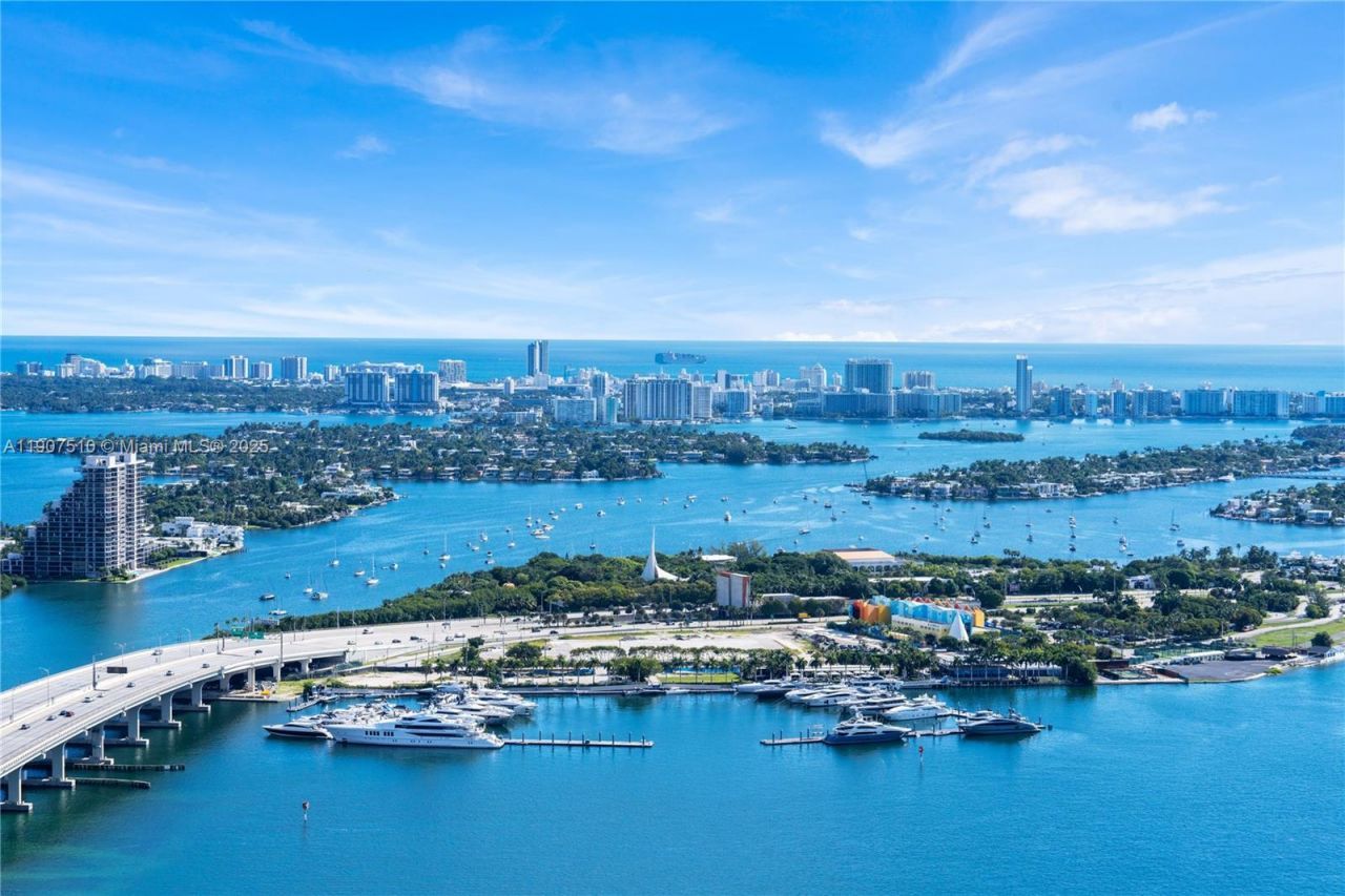 1000 Biscayne Blvd, Unit LPH 4901, Miami, FL 33132 Photo