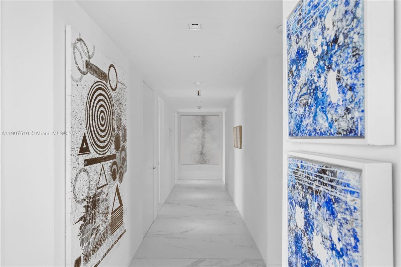 1000 Biscayne Blvd, Unit LPH 4901, Miami, FL 33132 Photo