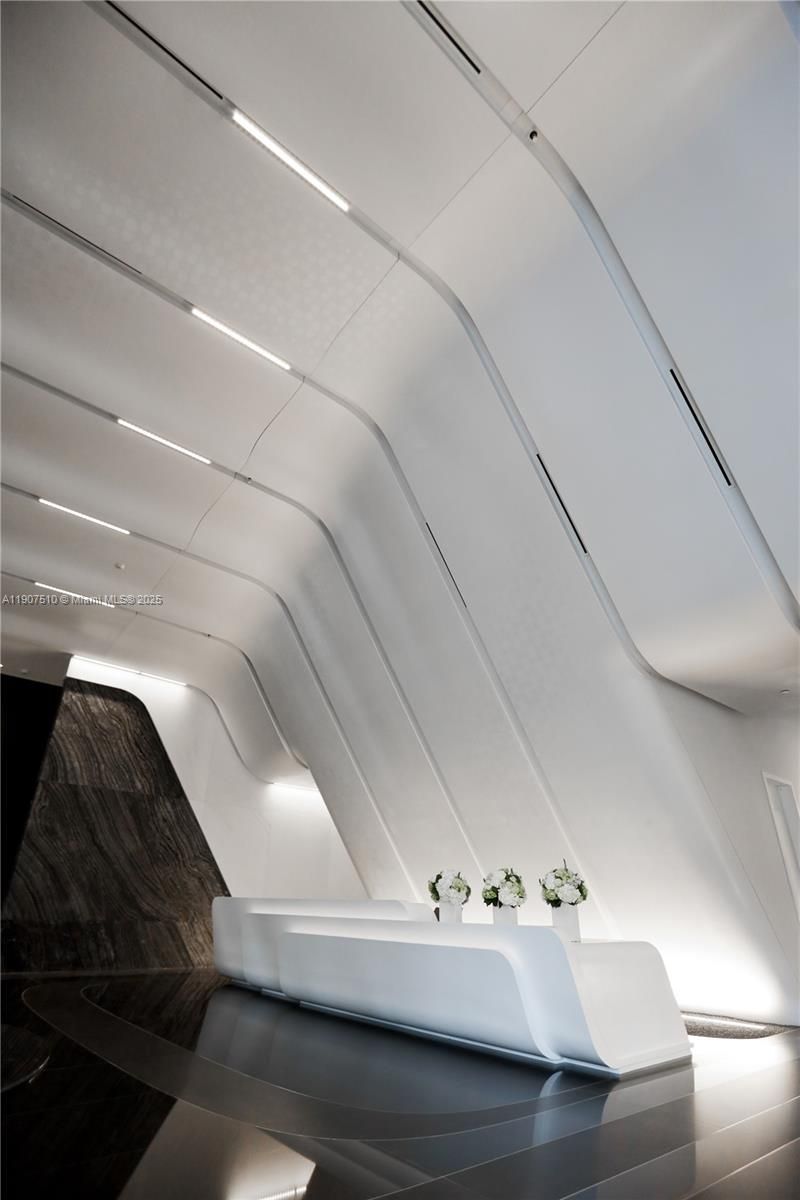 1000 Biscayne Blvd, Unit LPH 4901, Miami, FL 33132 Photo