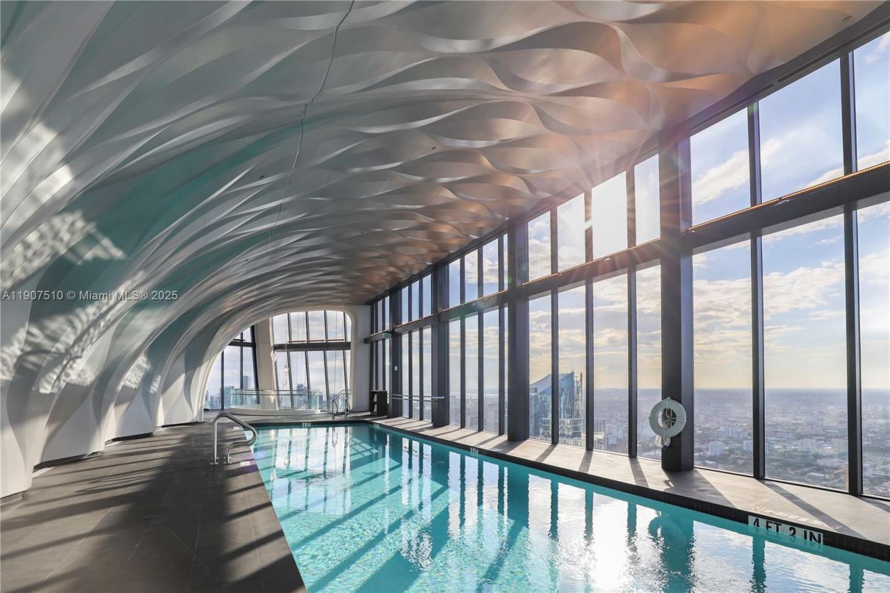 1000 Biscayne Blvd, Unit LPH 4901, Miami, FL 33132 Photo