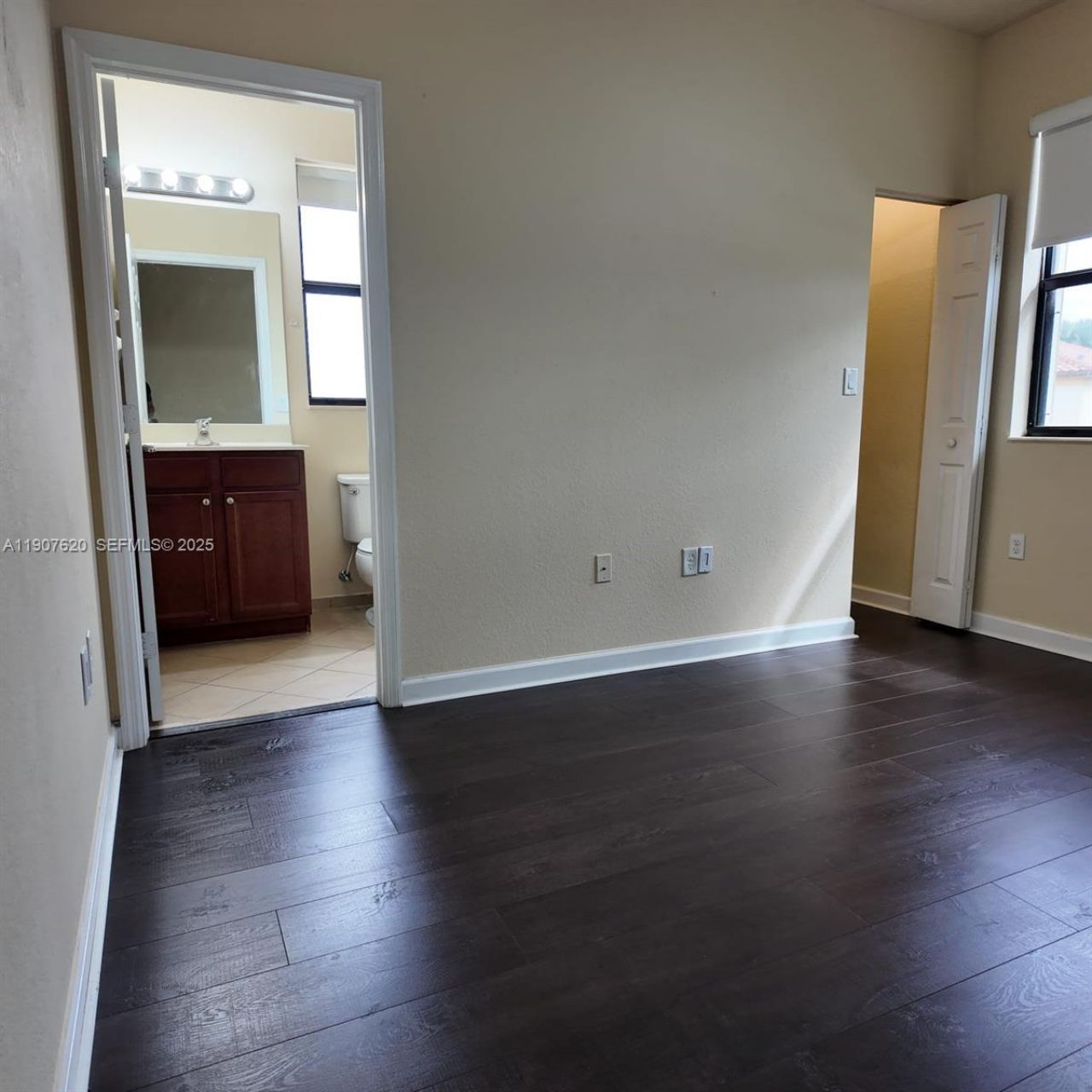 8618 W 33rd Ave, Unit 8618, Hialeah, FL 33018 Photo