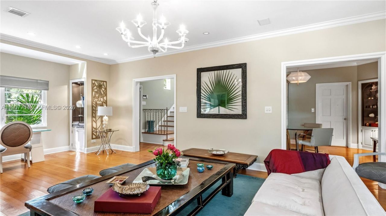 4805 Cherokee Ave, Miami Beach, FL 33140 Photo