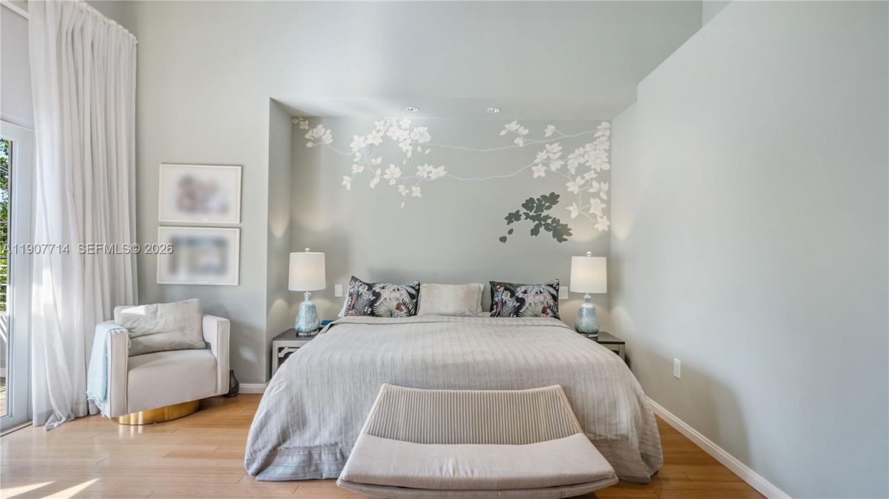 4805 Cherokee Ave, Miami Beach, FL 33140 Photo