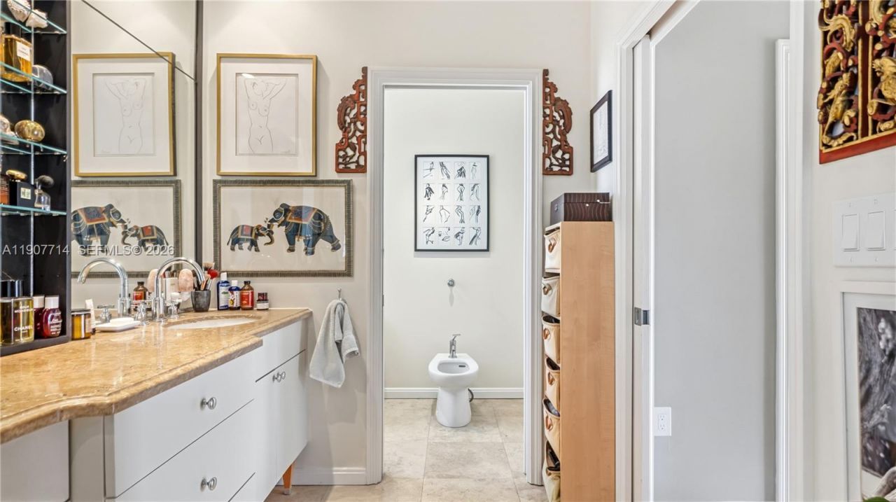 4805 Cherokee Ave, Miami Beach, FL 33140 Photo