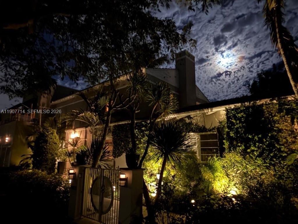 4805 Cherokee Ave, Miami Beach, FL 33140 Photo