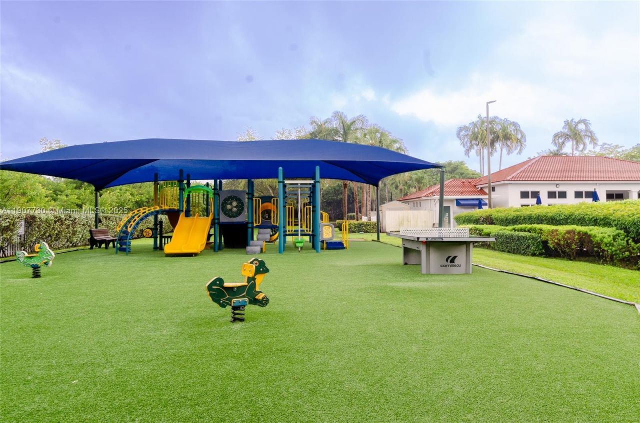 1115 Cherrypalm, Hollywood, FL 33019 Photo