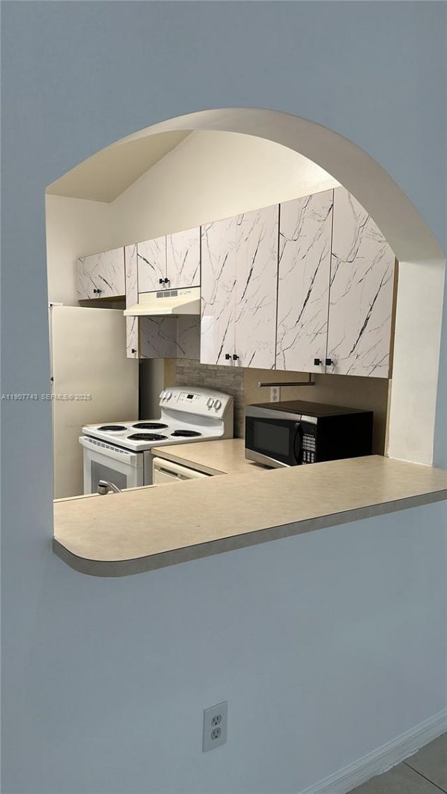 2910 SE 12th Rd, Unit 204-29, Homestead, FL 33035 Photo