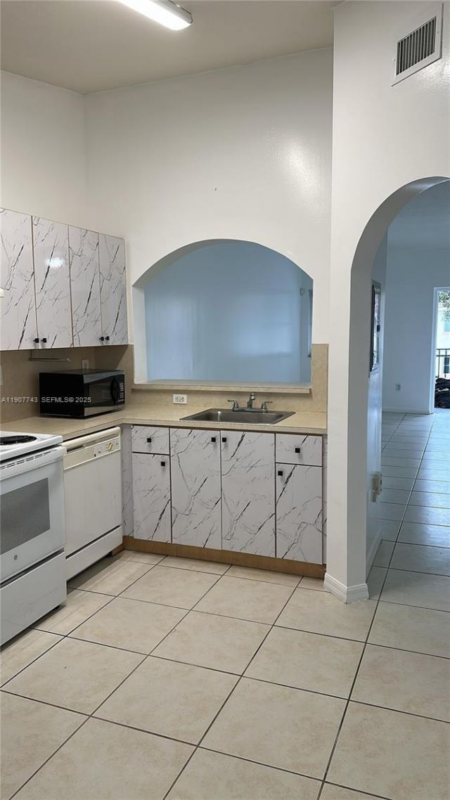 2910 SE 12th Rd, Unit 204-29, Homestead, FL 33035 Photo