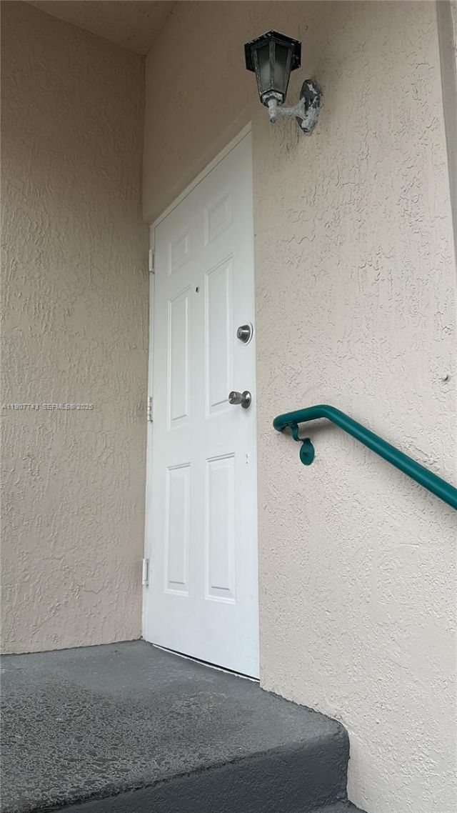 2910 SE 12th Rd, Unit 204-29, Homestead, FL 33035 Photo