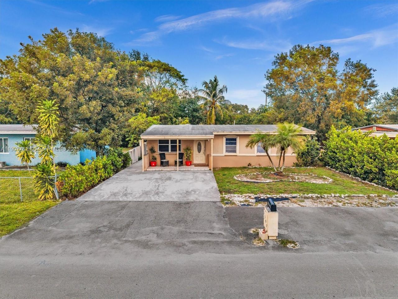 1307 NW 11 Street, Fort Lauderdale, FL 33311 Photo