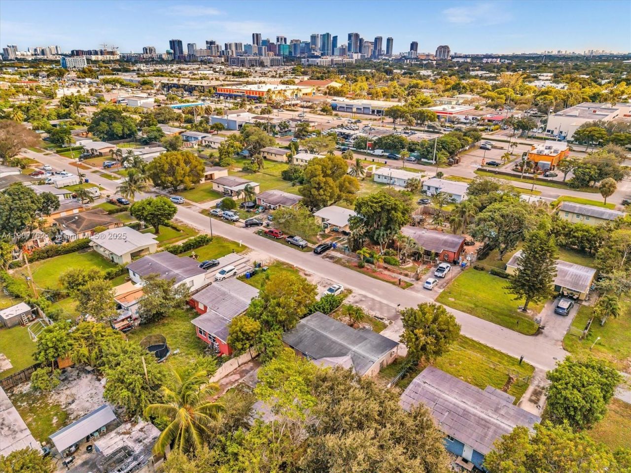 1307 NW 11 Street, Fort Lauderdale, FL 33311 Photo