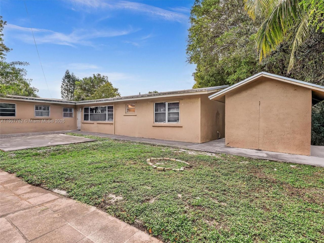 1307 NW 11 Street, Fort Lauderdale, FL 33311 Photo