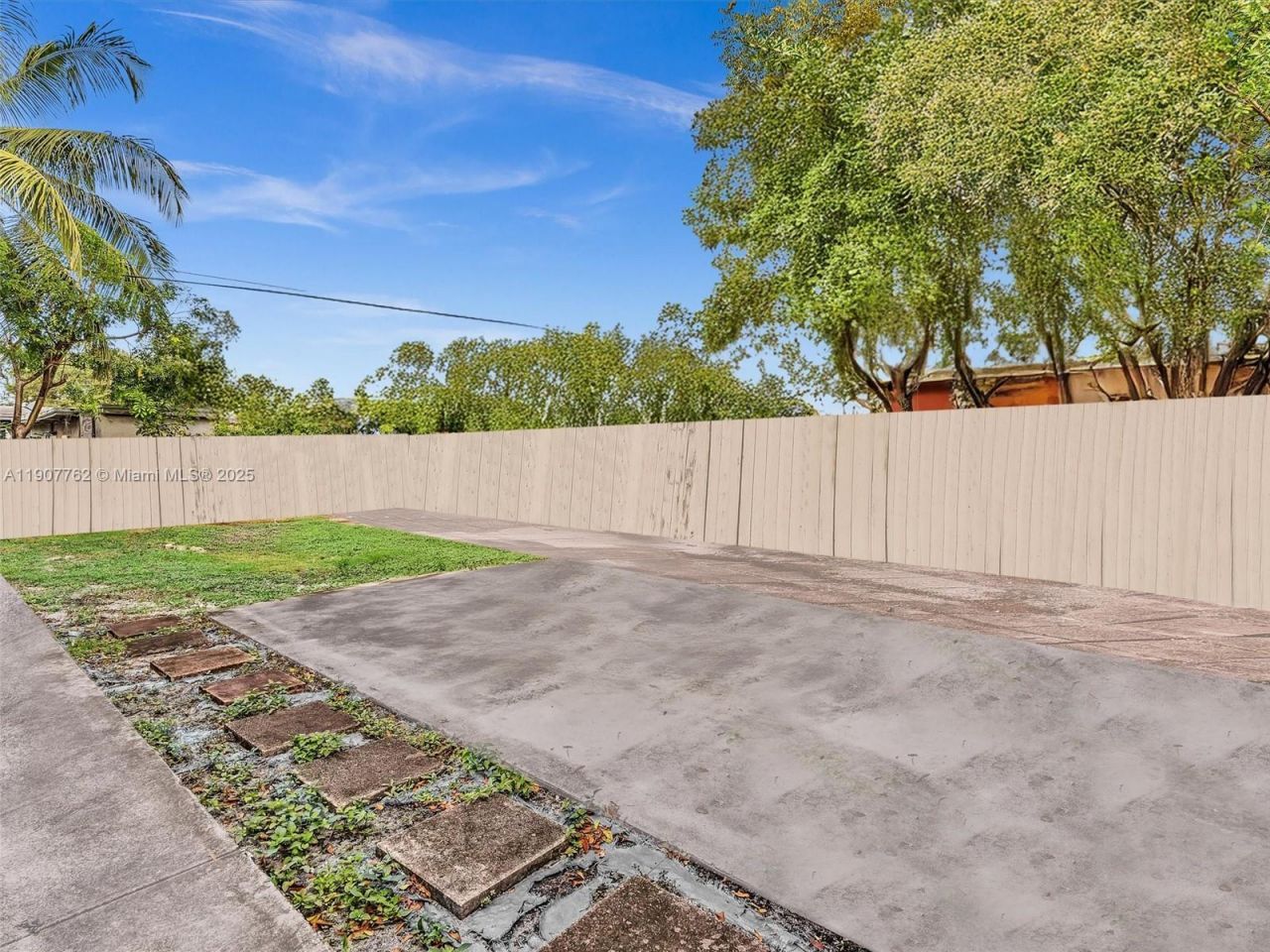 1307 NW 11 Street, Fort Lauderdale, FL 33311 Photo