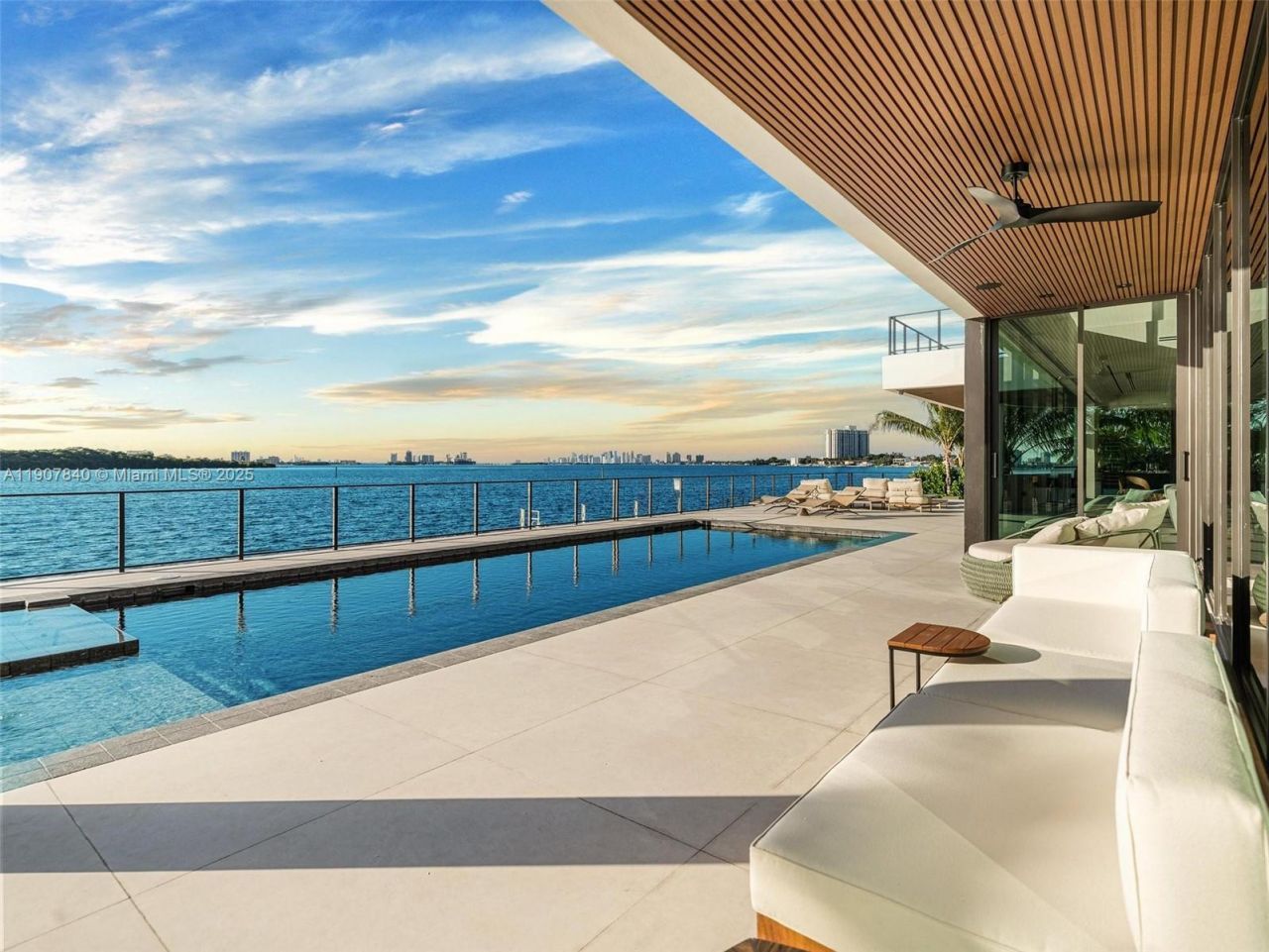 11400 N Bayshore Dr, North Miami, FL 33181 Photo