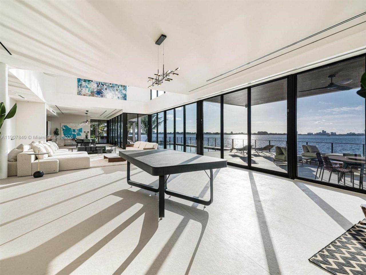 11400 N Bayshore Dr, North Miami, FL 33181 Photo