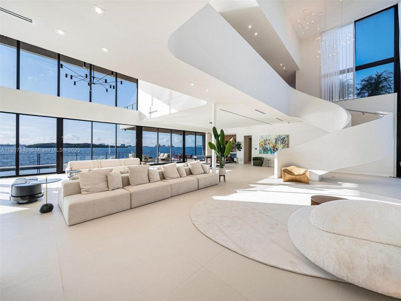 11400 N Bayshore Dr, North Miami, FL 33181 Photo