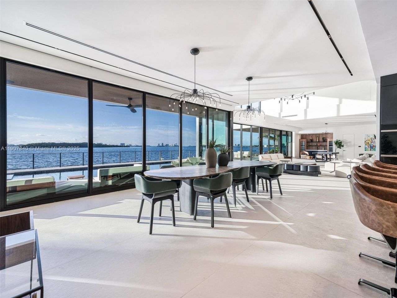 11400 N Bayshore Dr, North Miami, FL 33181 Photo