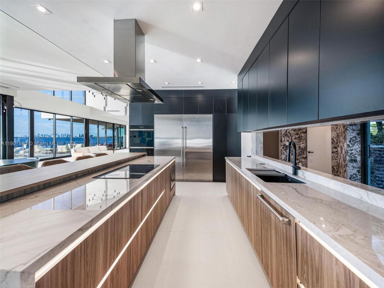 11400 N Bayshore Dr, North Miami, FL 33181 Photo