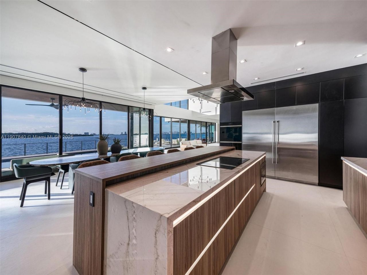 11400 N Bayshore Dr, North Miami, FL 33181 Photo