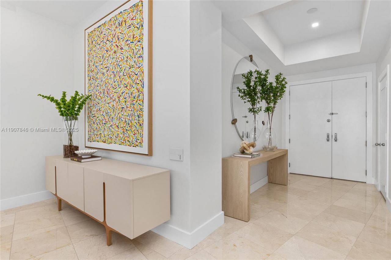 808 Brickell Key Dr, Unit 3901, Miami, FL 33131 Photo